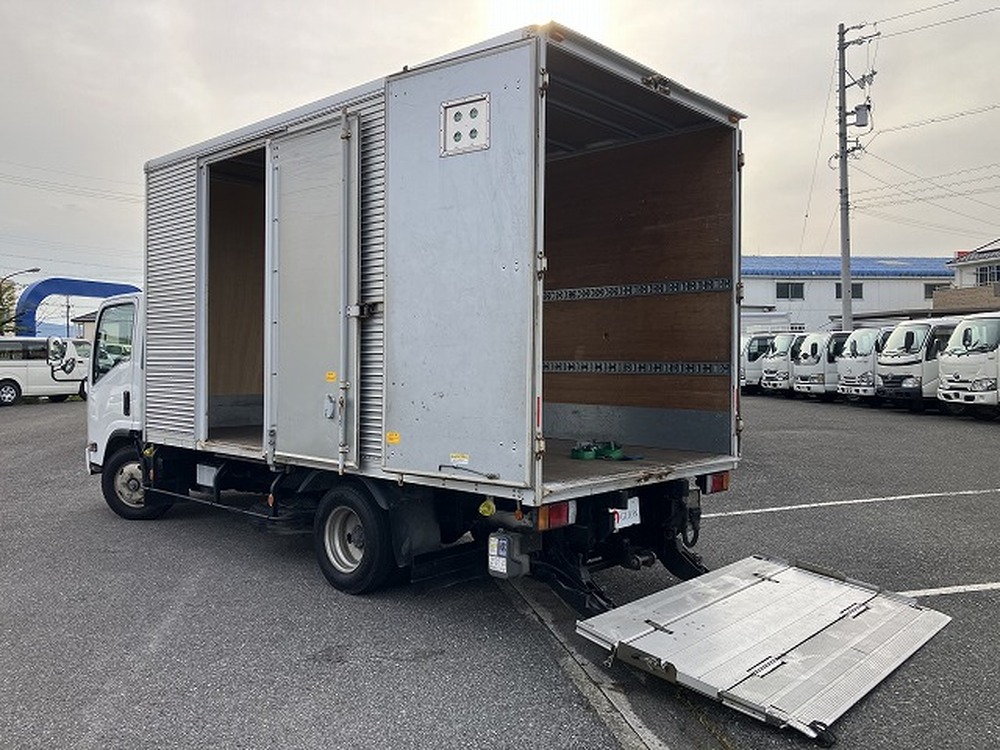 いすゞ エルフ